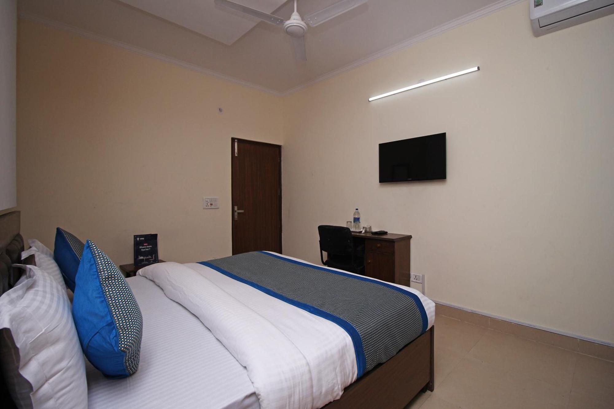 Hotel O Surya Palace New Delhi Exterior photo