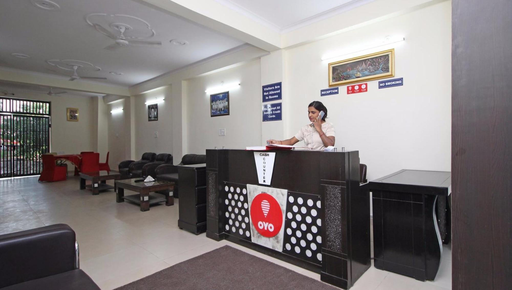 Hotel O Surya Palace New Delhi Exterior photo
